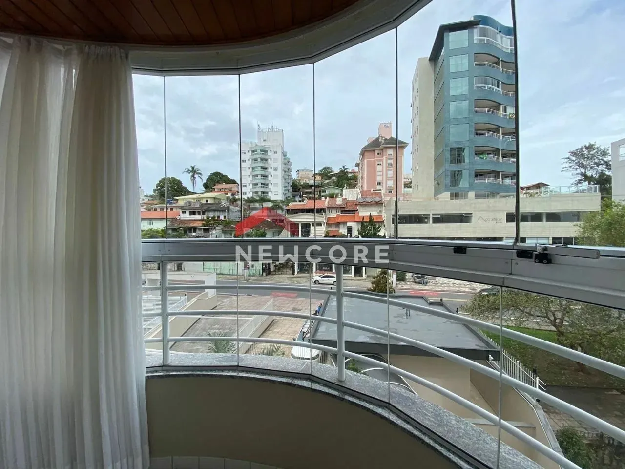 Apartamento em Rua Delminda Silveira - Agronômica - Florianópolis/SC