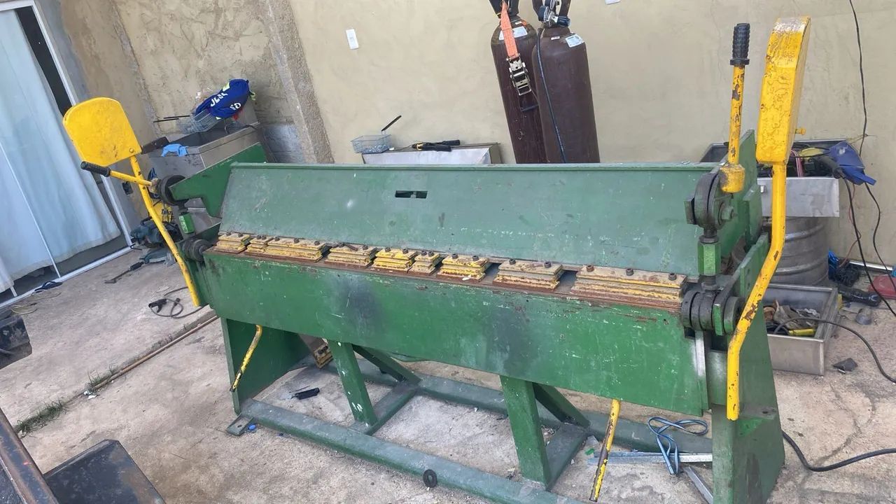 Dobradeira de chapa 2 metros - Foto 3