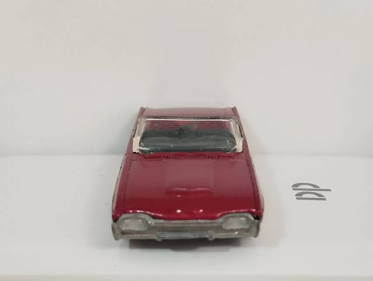 Miniatura Hotwheels Ford Thunderbird 63 - Foto 5