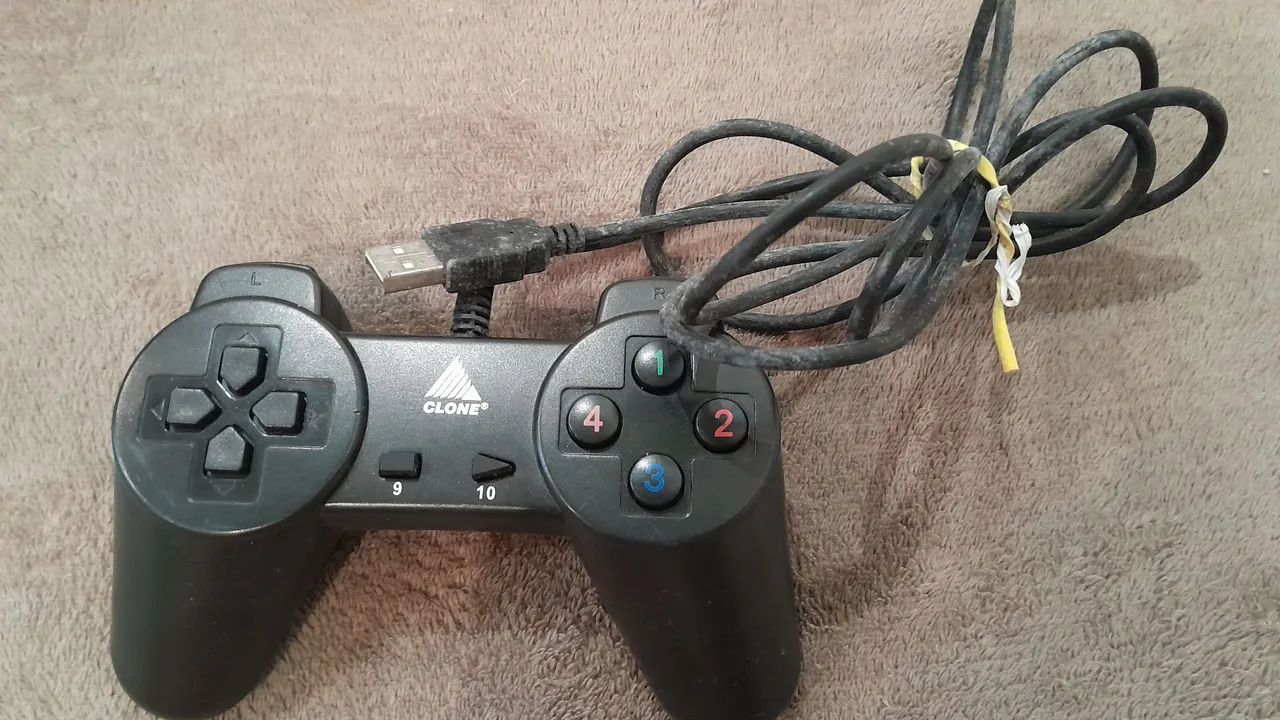 Controle de Jogo Clone