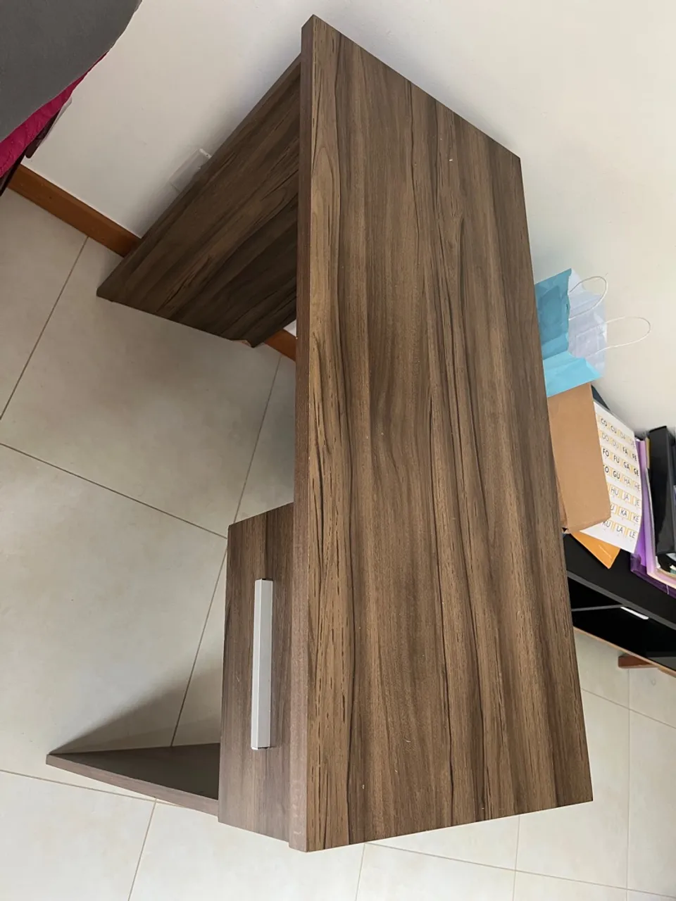 Escrivaninha para estudos / mesa