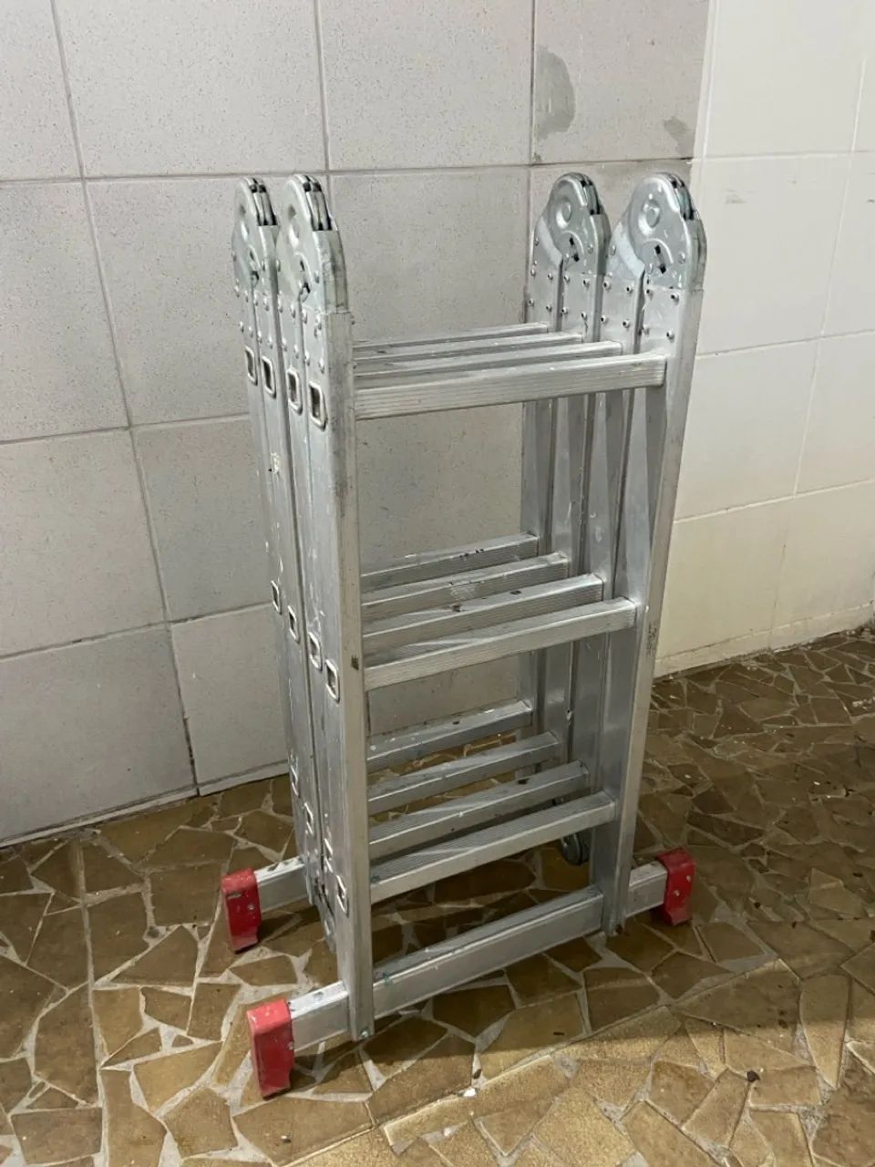 Escada Articulada 4x4 16 degraus - Foto 4