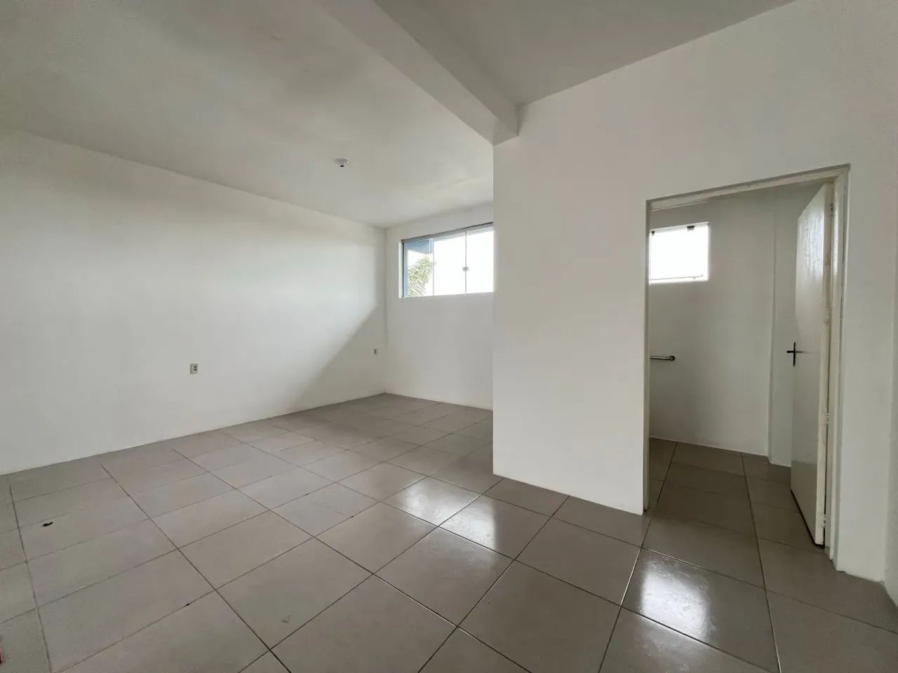 Centro comercial para aluguel possui 93 metros quadrados com 1 quarto em União - Estância  - Foto 6