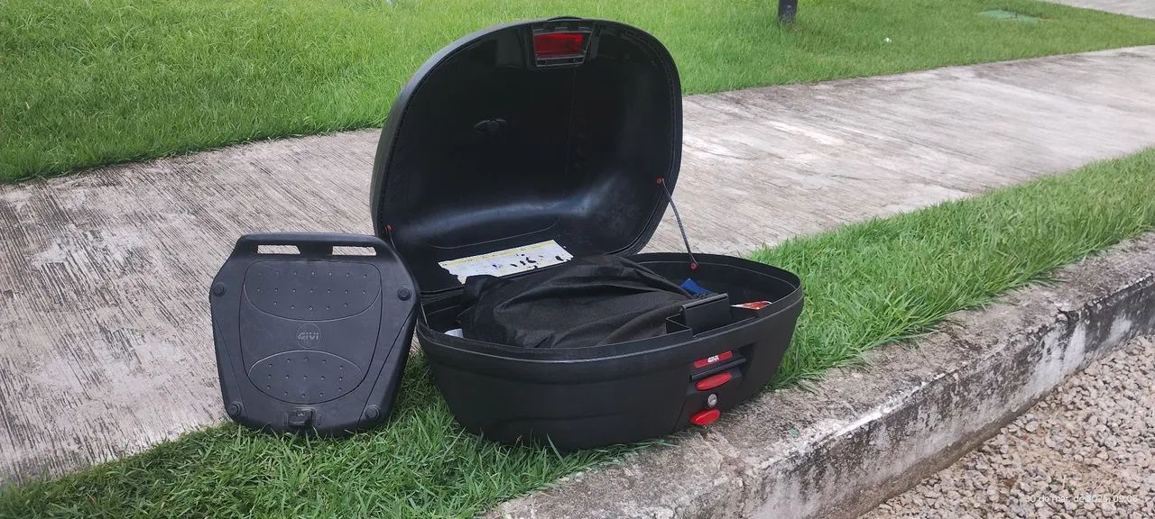  Moto baú  Givi 45 litros 