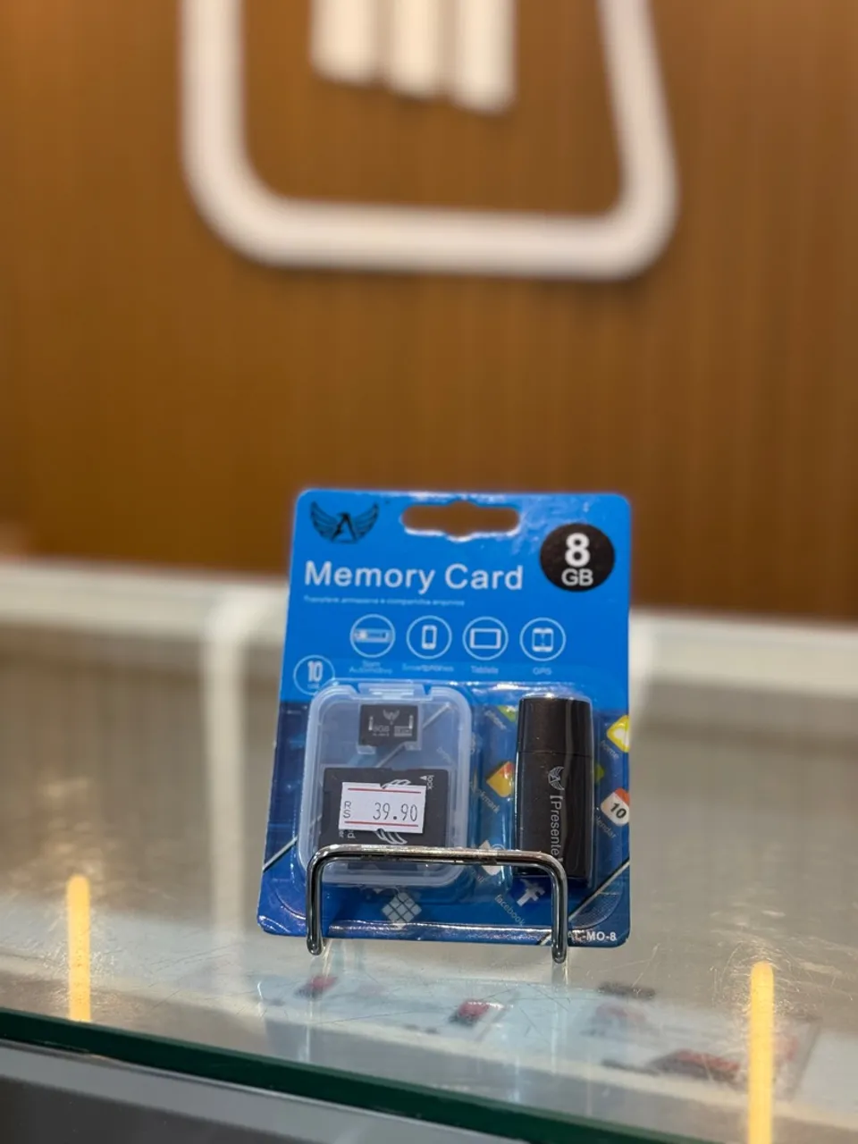 Cartão de Memória 8GB c/ Adaptador p/ Pen Drive