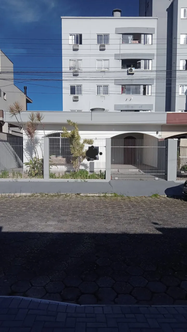 Casa para fins comerciais ideal para escritório c/ 2 salas e 2 dormitórios Dom Bosco