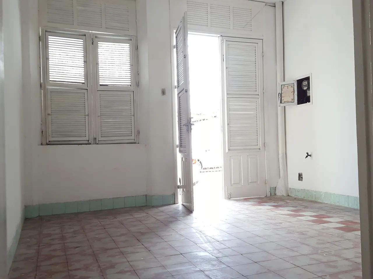 Aluga-se Casa Comercial ou Residencial na Rua 25 de Março - Foto 3