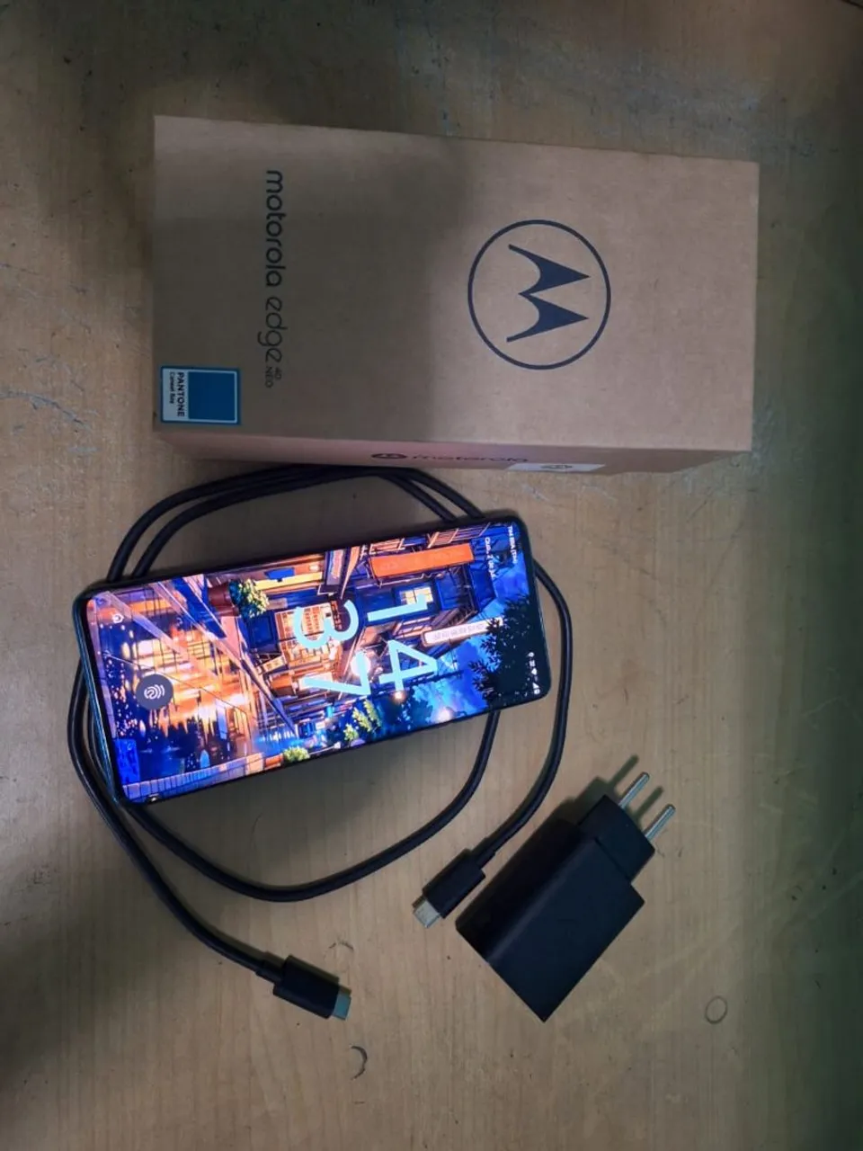 Motorola Edge 40 neo verde.
