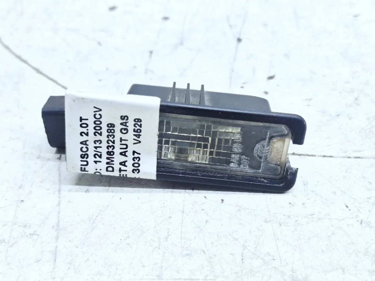 Luz Placa Traseira Vw Fusca Tsi 2.0 2012 2013