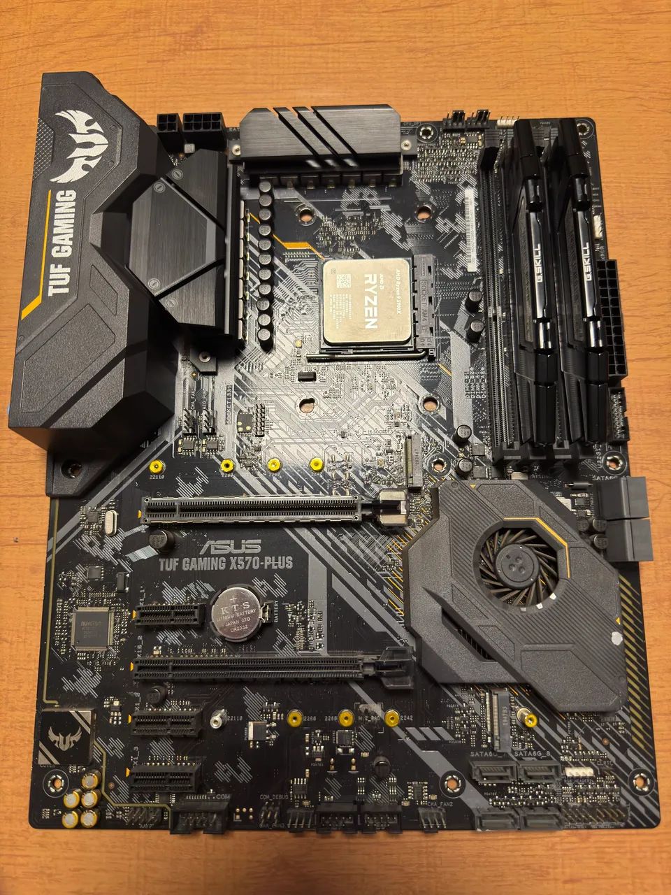 Kit AM4 Ryzen 5900x + Asus X570 TUF + 32GB 4000mhz - Peças de