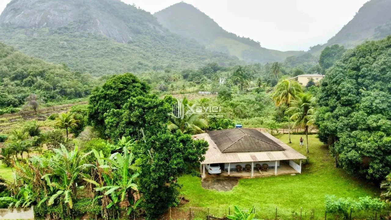 Chácara à Venda em Guarapari/ES - 1.600m² com Piscina, Pomar e Espaço Gourmet em São João