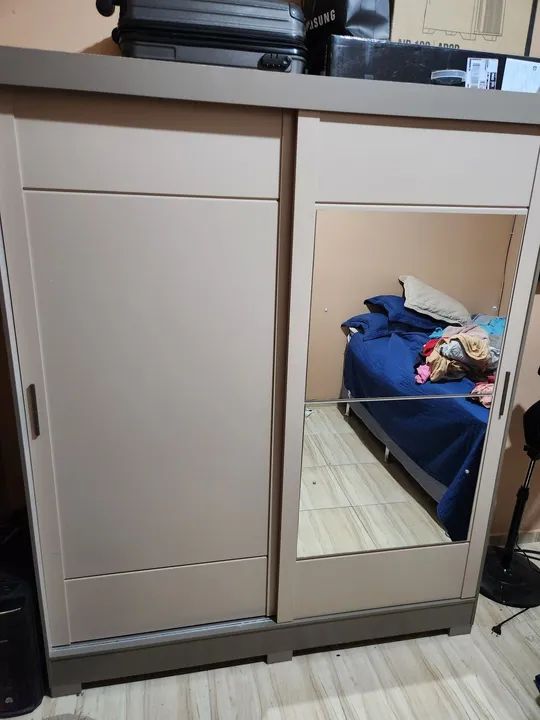 Vendo guarda-roupa semi novo - Foto 5
