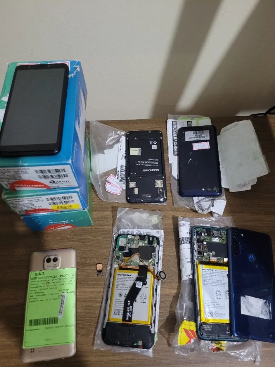 Lote de celulares - Leia a descrição - Foto 3