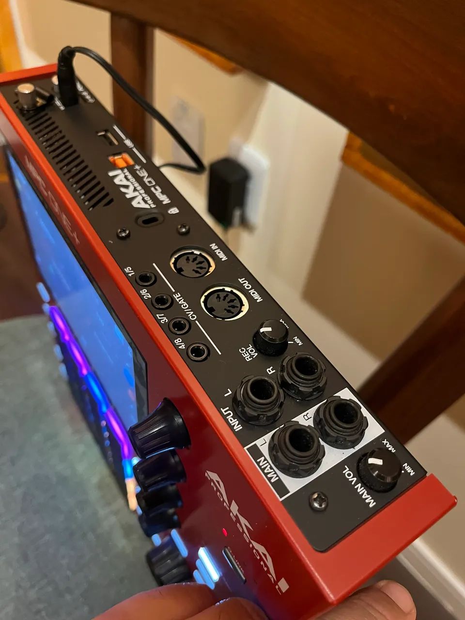 MPC AKAI ONE + plus - Foto 4