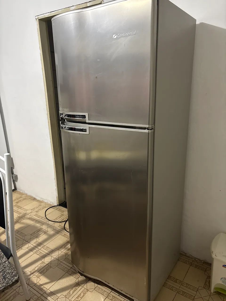Geladeira inox 