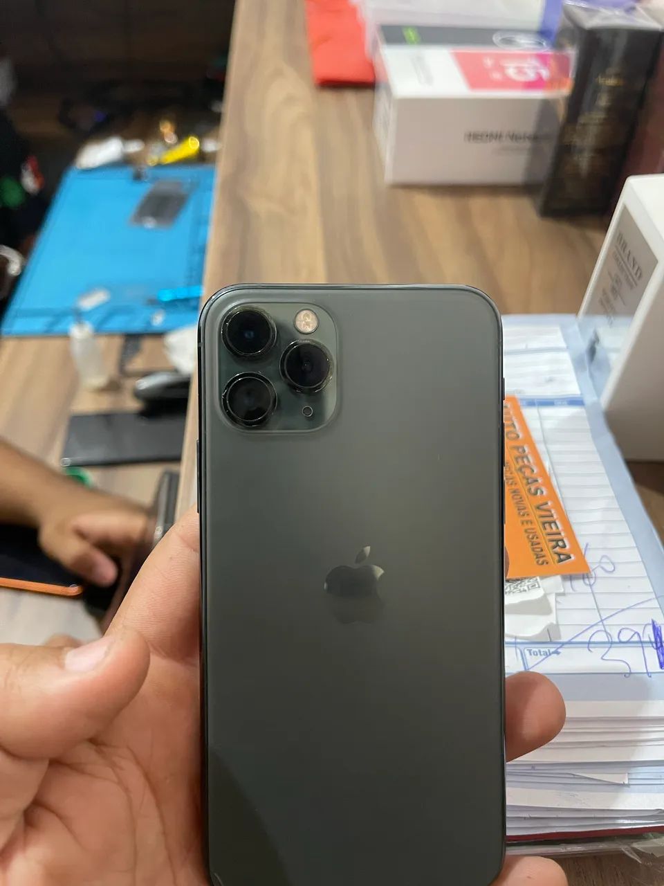 Vendo iPhone 11 Pro 64gb - Foto 2