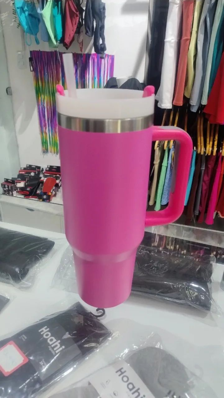 Copo térmico com alça e canudo - 1,2L