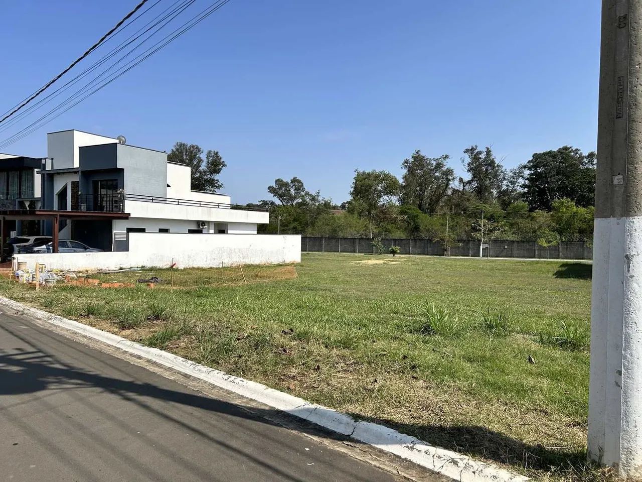TERRENO DE 275,00 M² - RESIDENCIAL GAIVOTAS - MONTE MOR