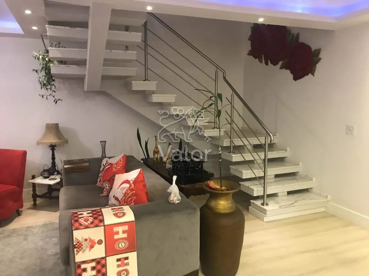 Sobrado Lindo no Mercês  Sofisticação e Qualidade de Vida em Curitiba! - Foto 4