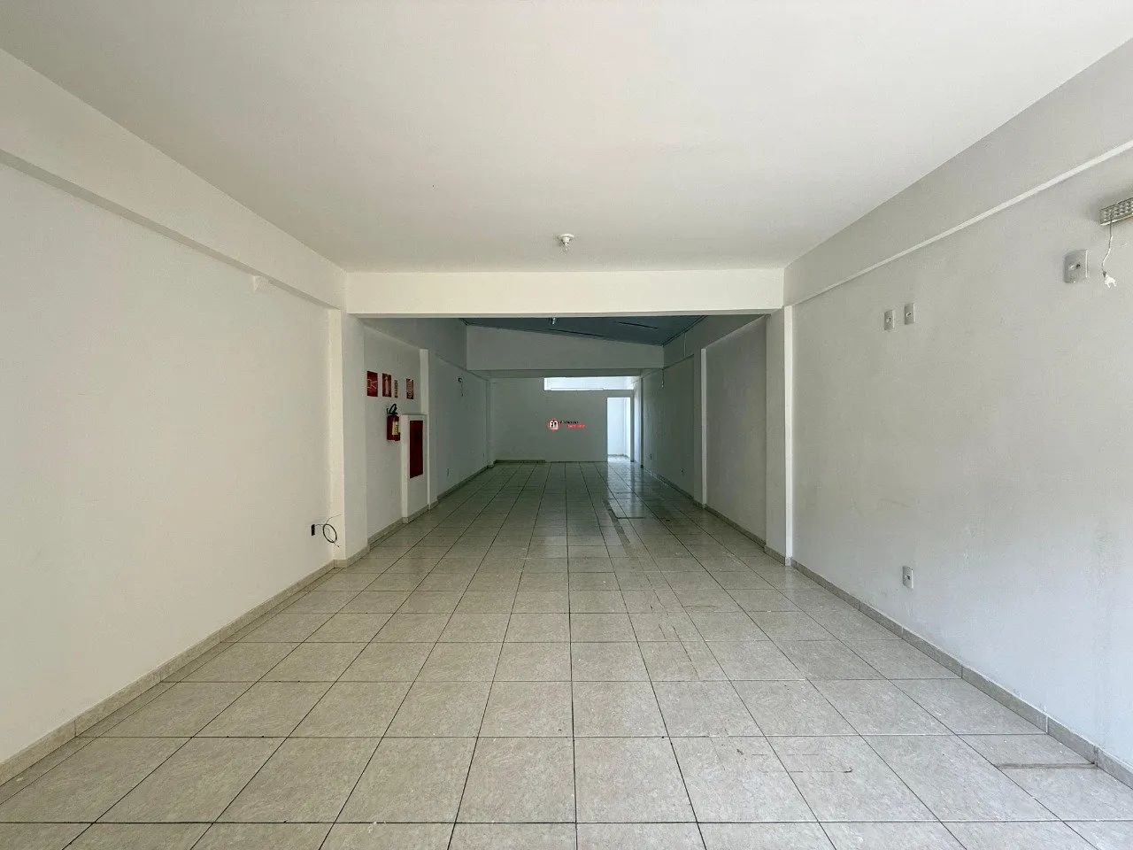 Loja para locação no bairro Santa Mônica - Foto 2
