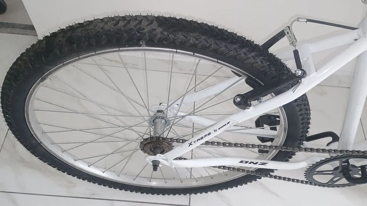 Bicicleta aro 26 novíssima  - Foto 3