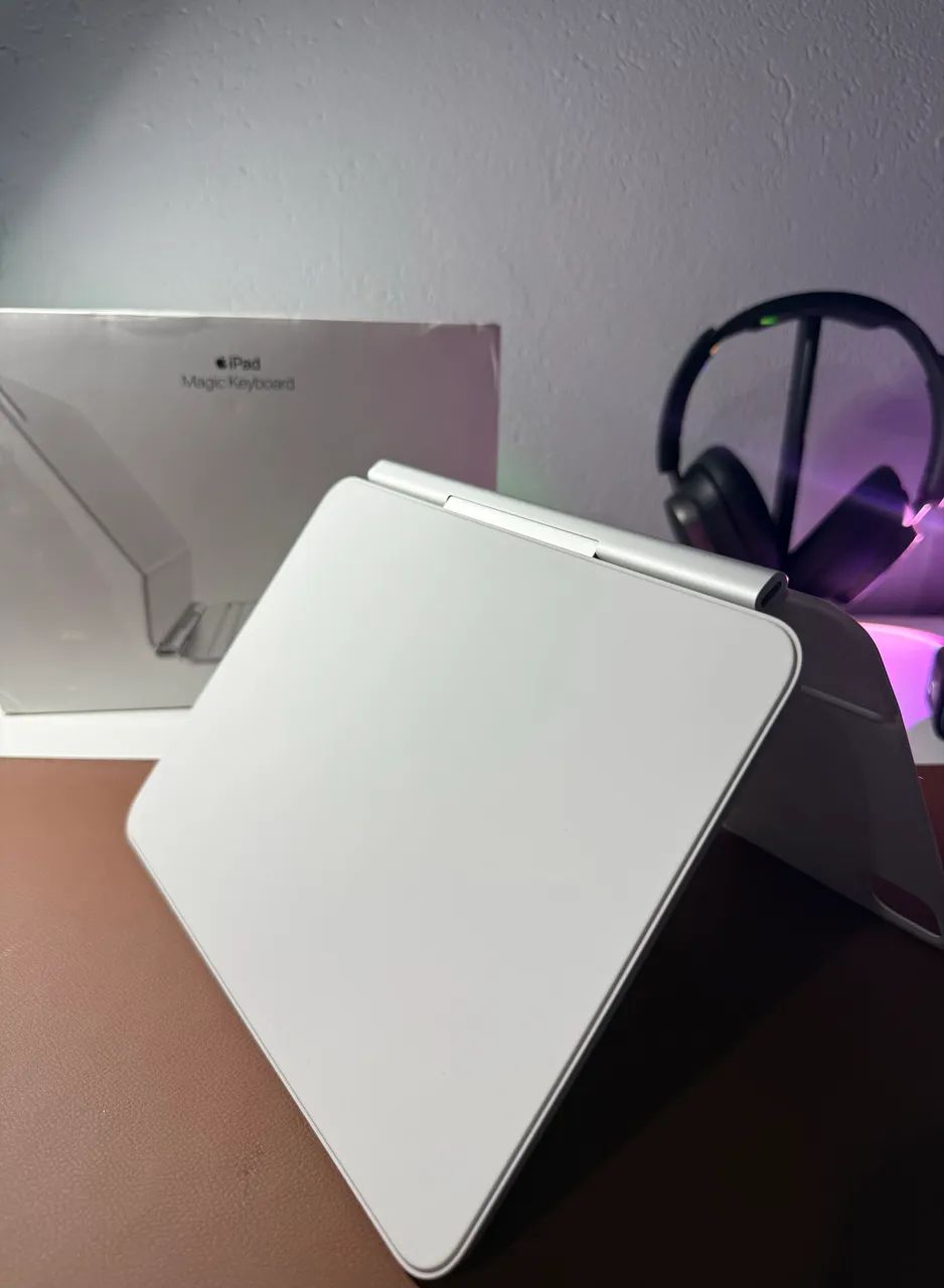 Magic Keyboard para iPad Pro M4 ou M5 de 11 polegadas - Foto 4