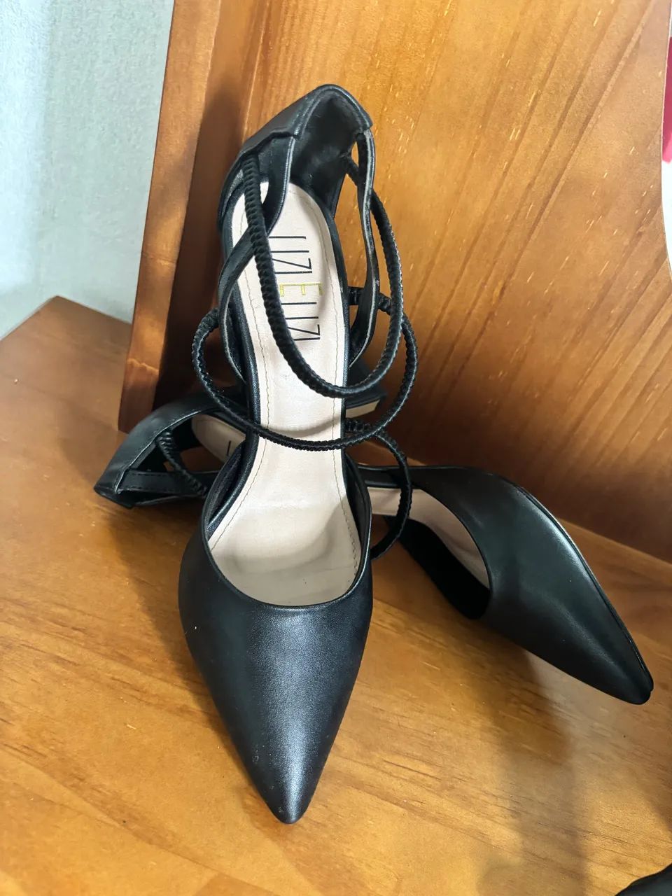 Sapatos número 33 e 34 - Foto 4