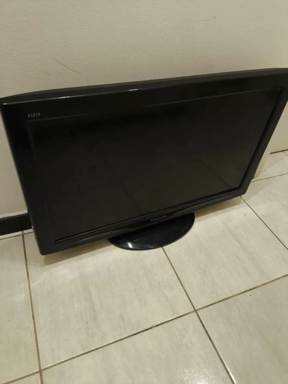 Tv Panasonic com defeito para retirada de peças 