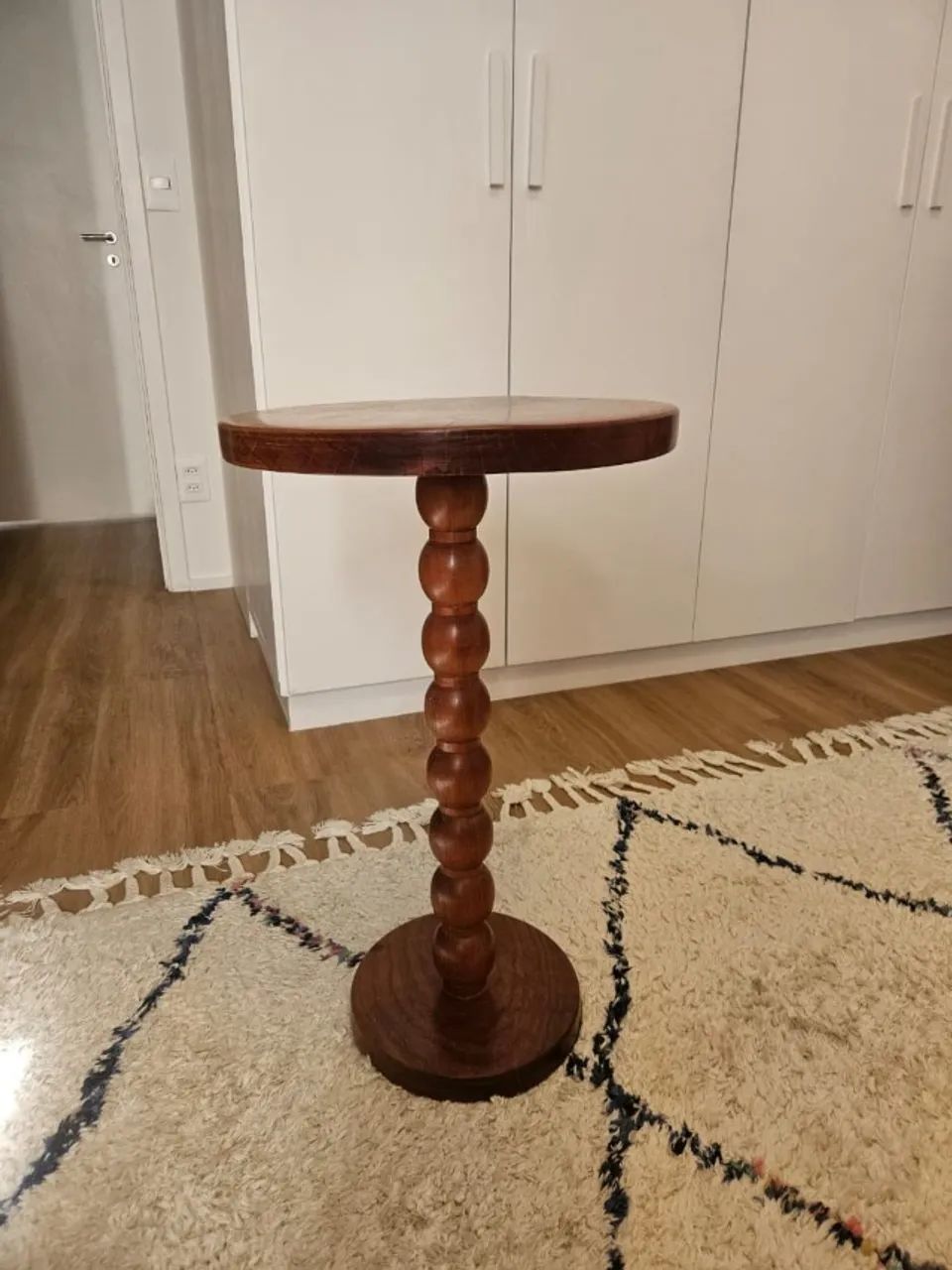 Mesa Lateral em madeira 