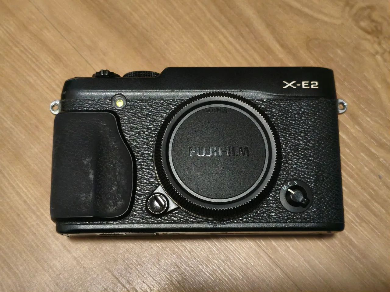 Câmera Fujifilm x-e2 preta corpo - valor negociável - Câmeras e