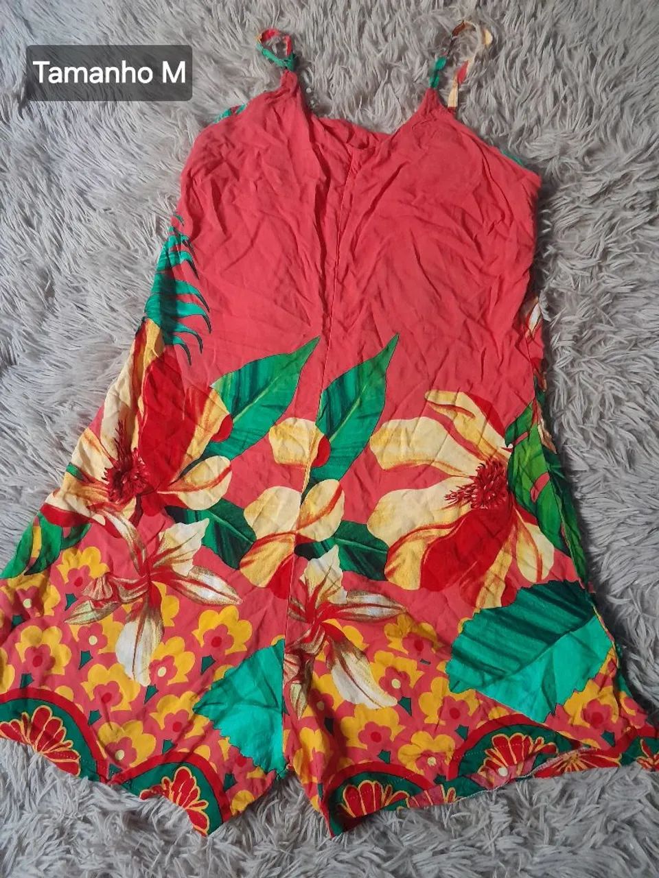 Macaquitos, Vestidos e Blusas femininas 