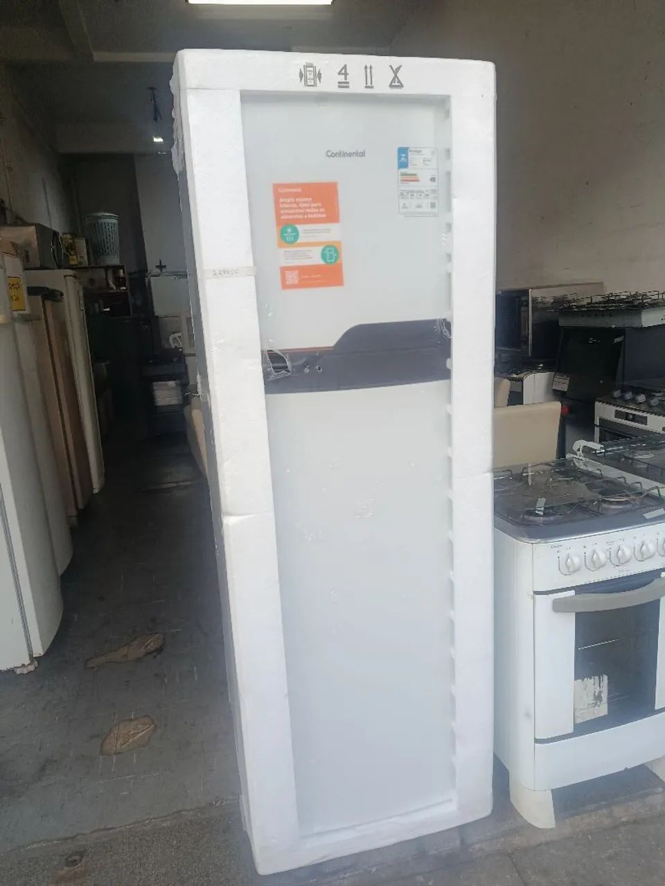 Geladeira Continental TC 42 380 L Frost Free 02 portas.NOVA