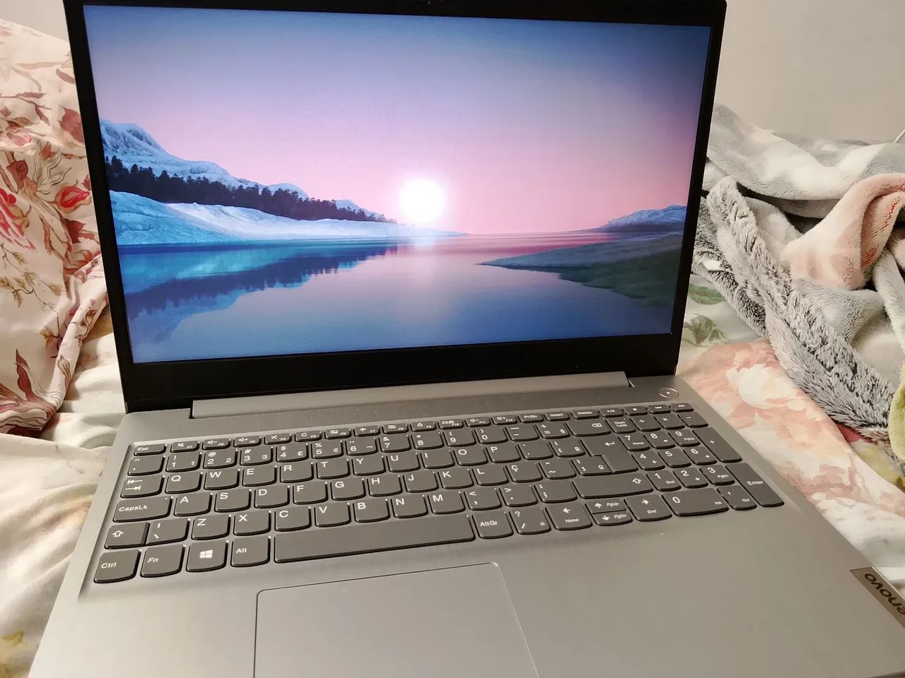 Notebook Lenovo  - Foto 2