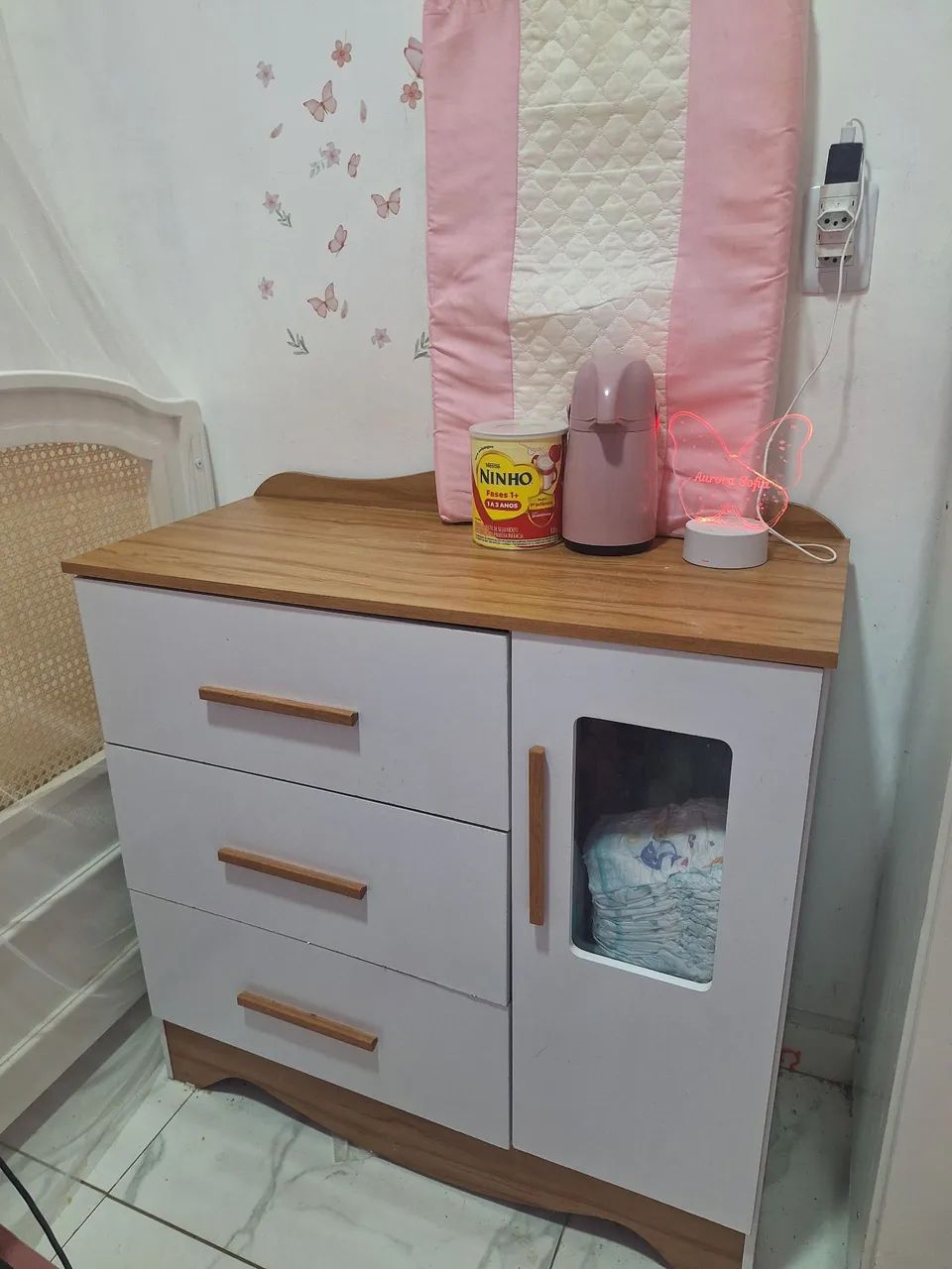 Comoda infantil