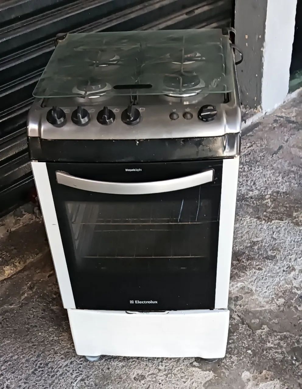 ELECTROLUX GÁS ENCANADO  4 BOCAS 6 PEÇAS NOVAS REVISADO Com PORTA PANELA  - Foto 3