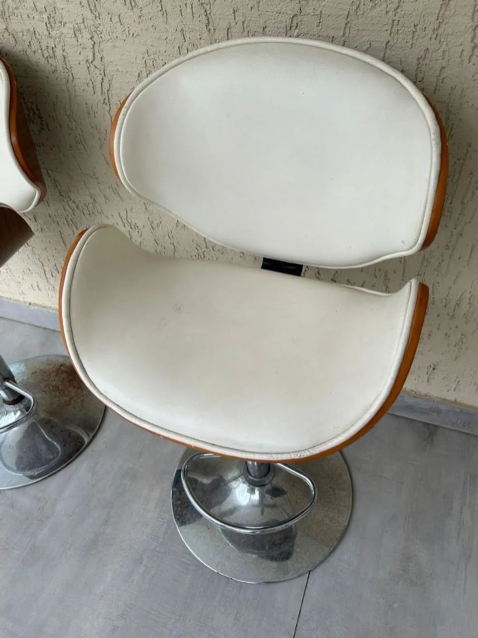 Par de Banquetas de couro  - Foto 3