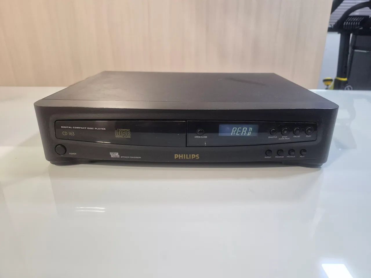 CD Player Philips CD163 (Para Conserto / Retirada de Peças)