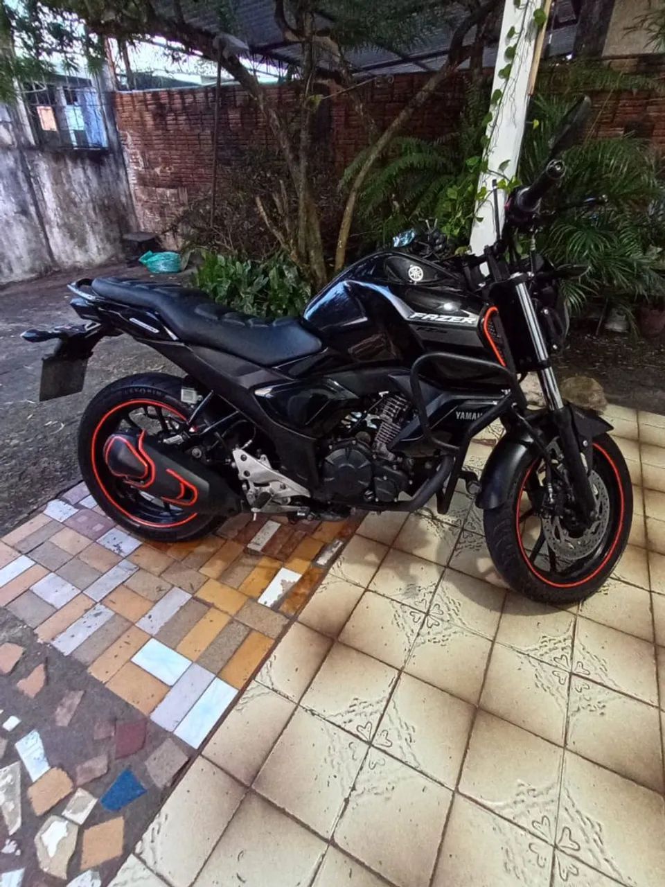 Vendo moto quitada