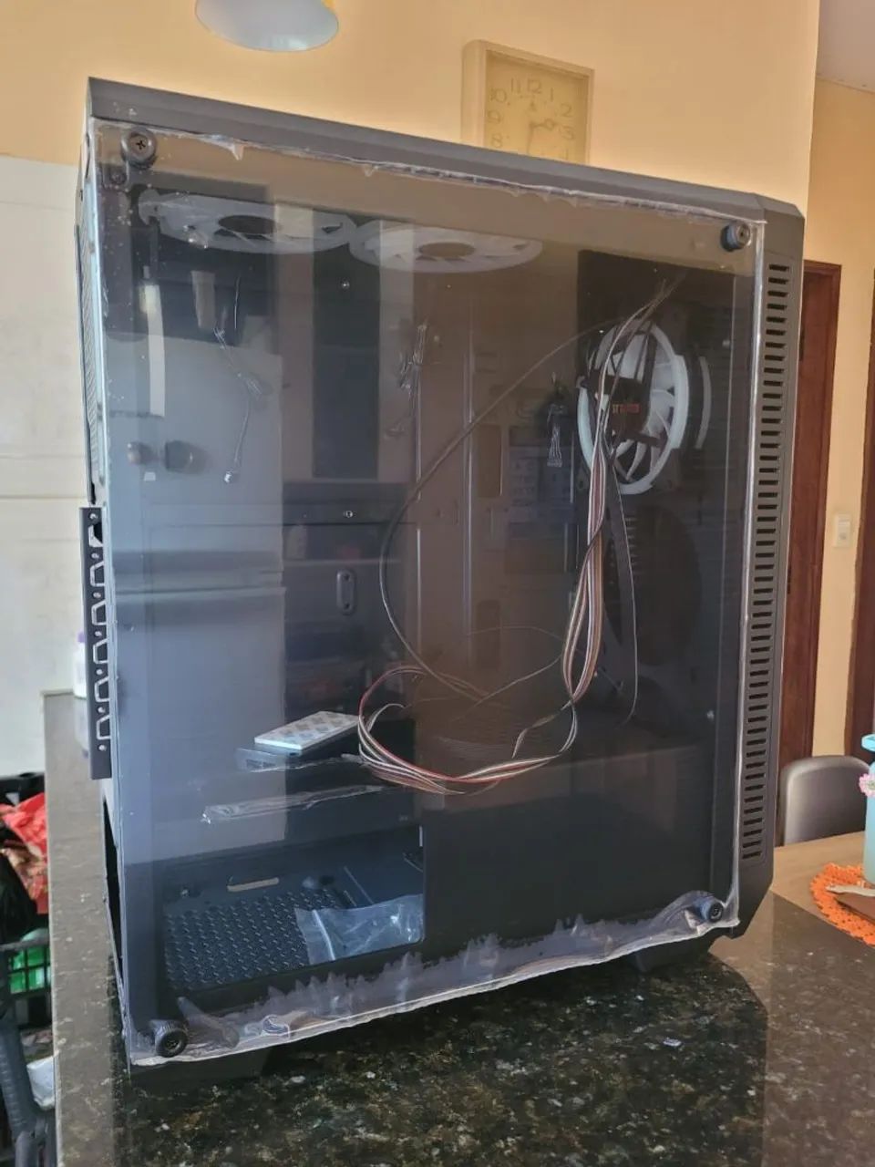Gabinete Gamer Sem Fonte com LED RGB | GT Gamer com 4 Fans e Controladora - Foto 2