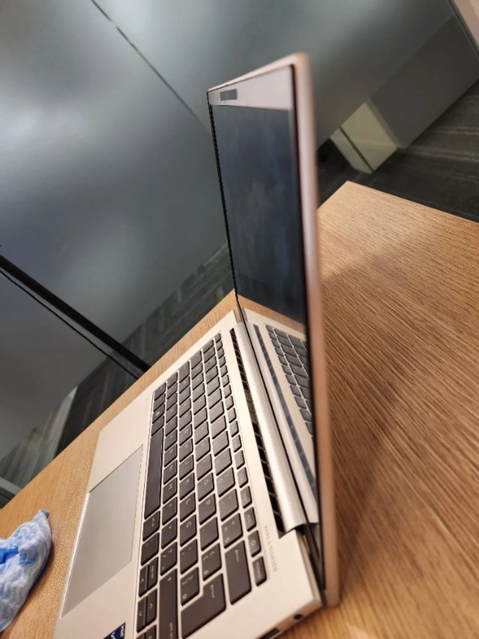 Laptop HP Elitebook 840 G9 - Foto 4