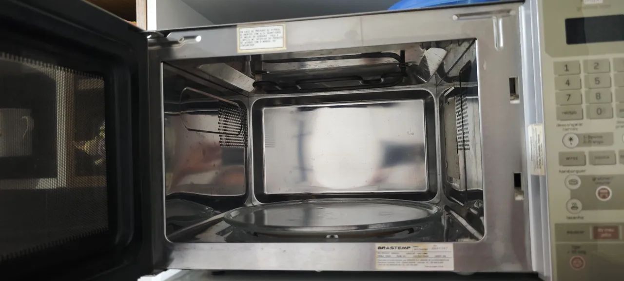 Microondas Brastemp 30L - Foto 2