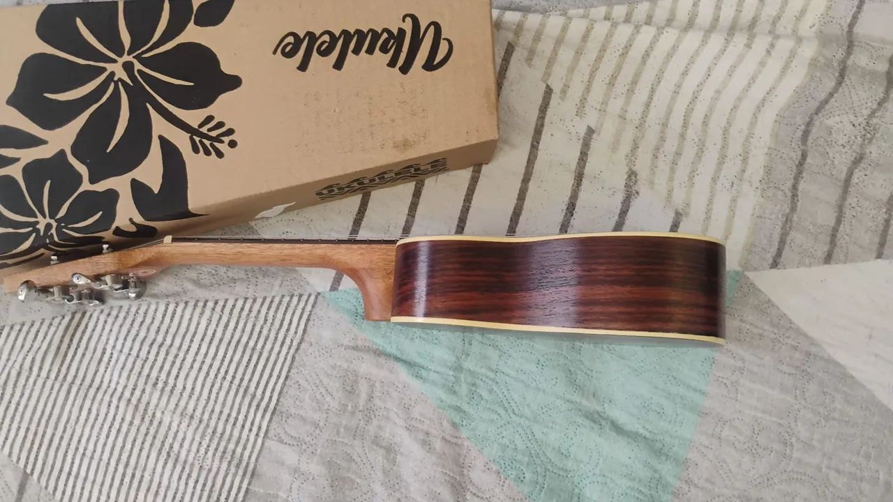 Ukulele Shelby  - Foto 4