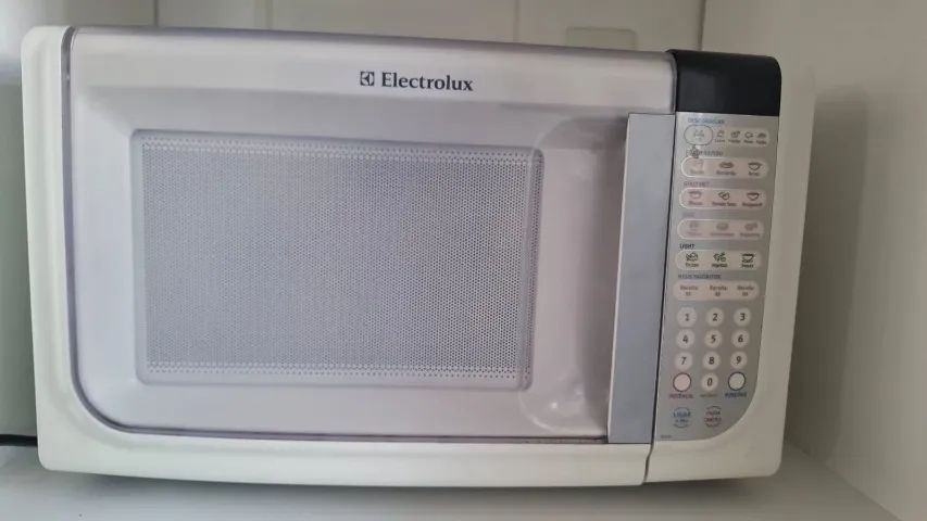 Micro ondas Eletrolux 31 litros