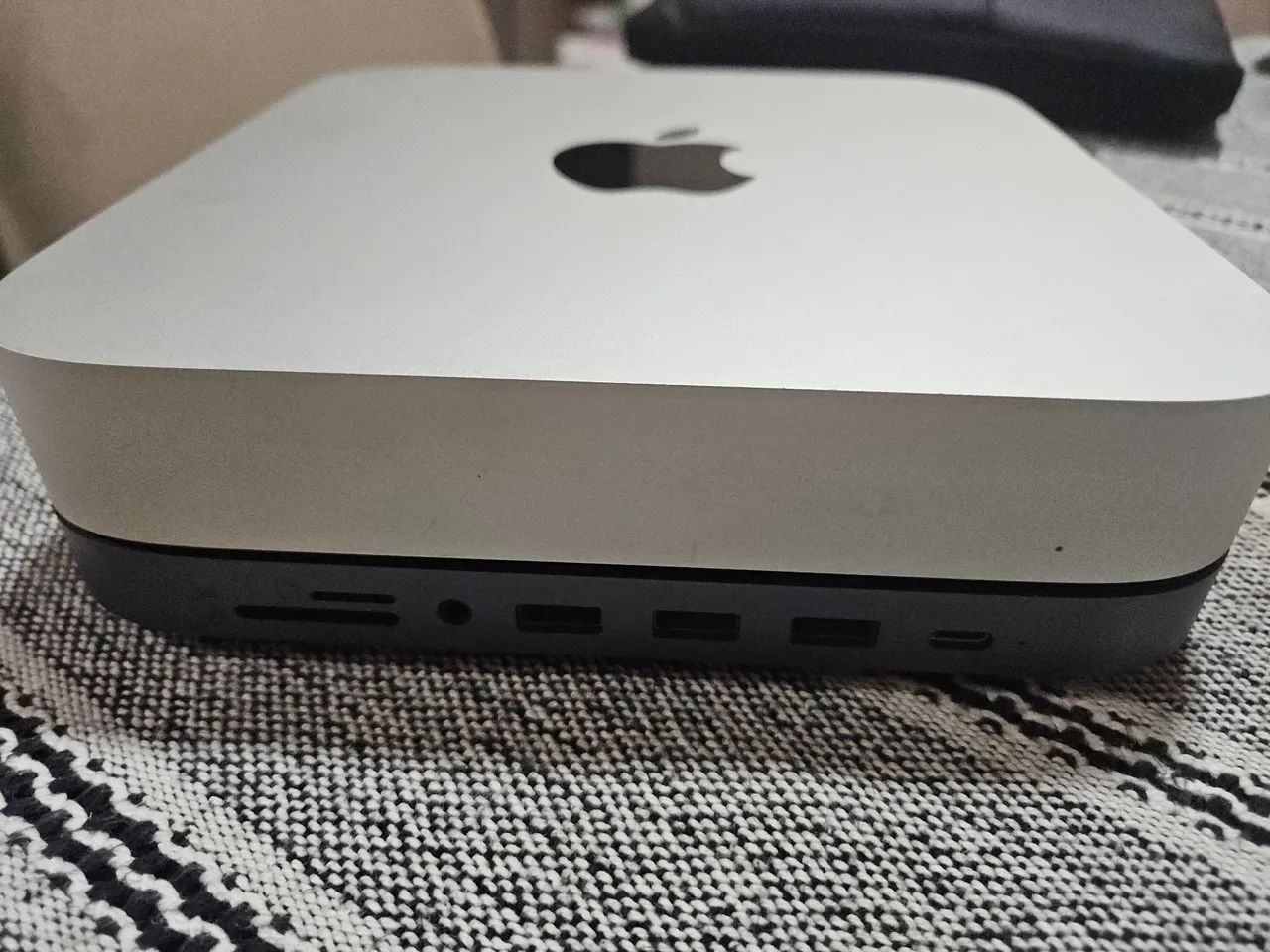 Apple Mac Mini M1 8GB/ 256GB - 2020 com base - Computadores e