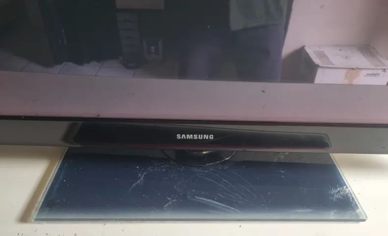 VENDO TV DE PLASMA SAMSUNG USADA DE 42 POLEGADAS - Foto 2