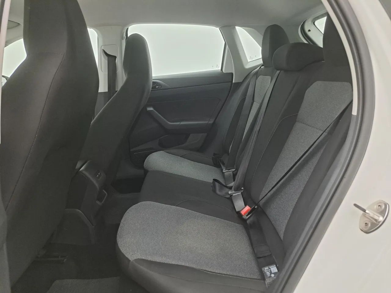Volkswagen Polo Comfortline TSI 1.0 Flex 12V Aut., foto 17 de 18