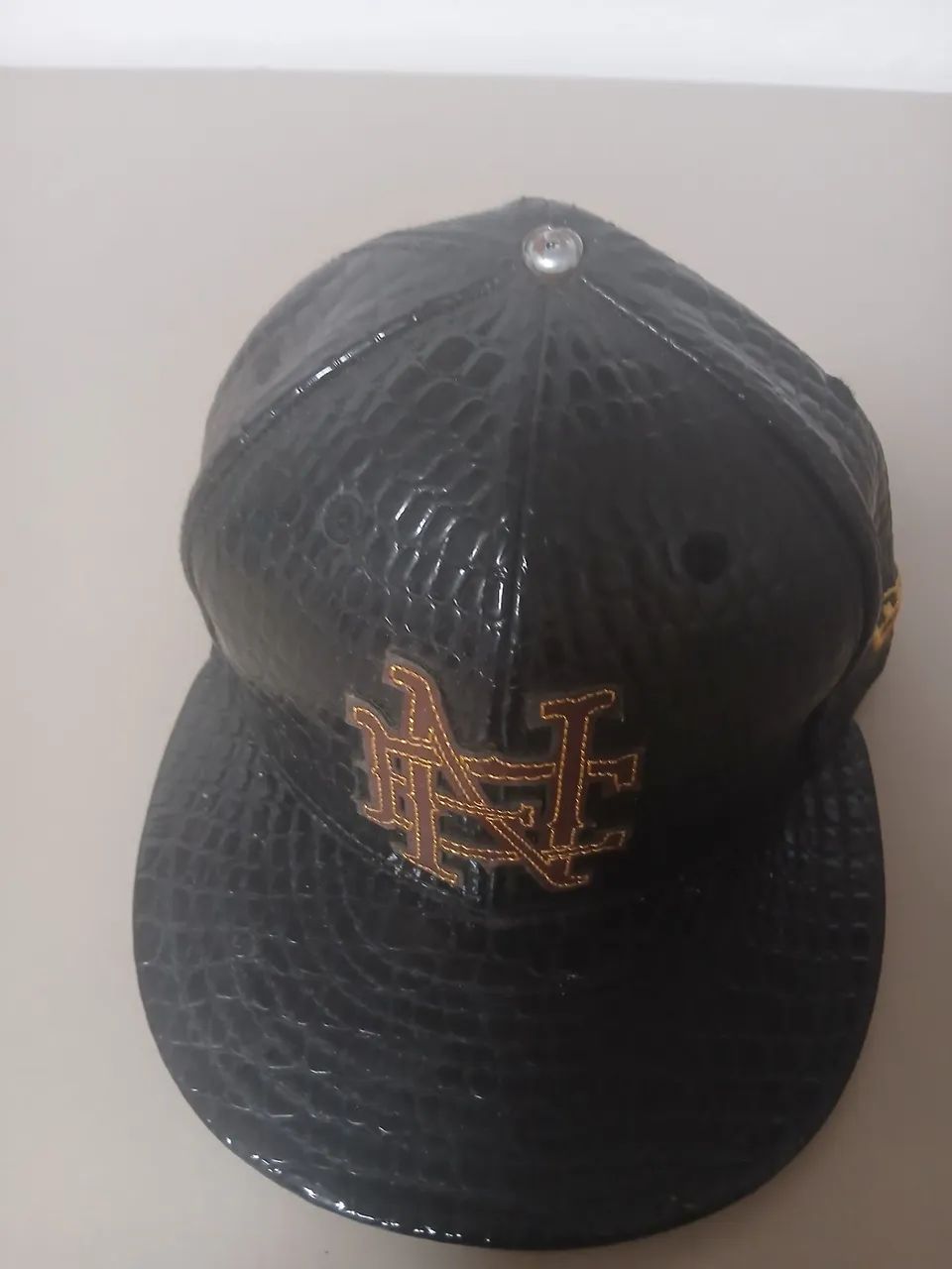 Boné New Era 59FIFTY  Tamanho 7 1/8 - Foto 4