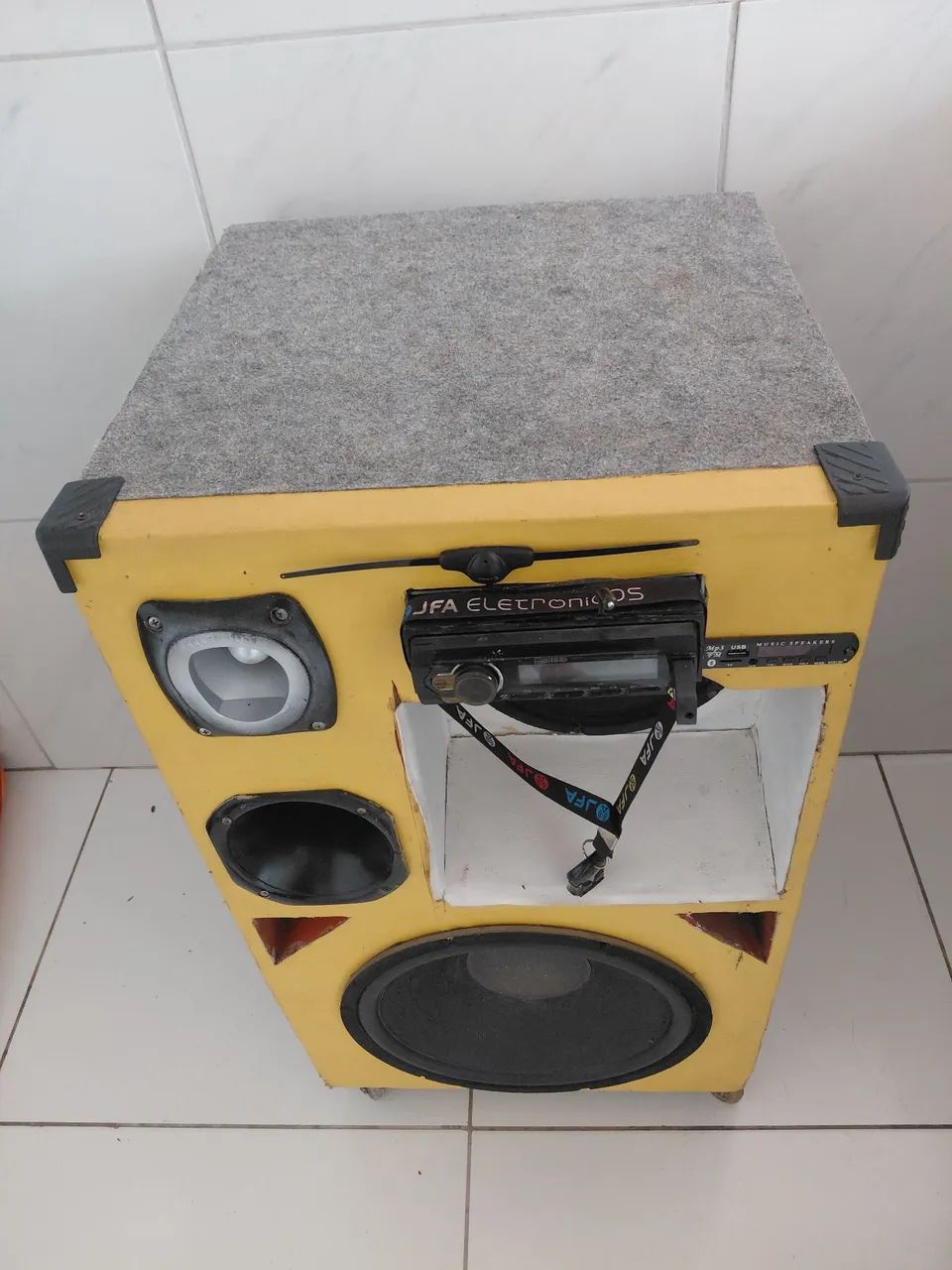 Caixa de som com toca CD PIONNER  - Foto 3