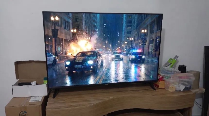 TCL TV 43 POLEGADAS MUITO NOVA SEM MARCAS DE USO - Foto 3