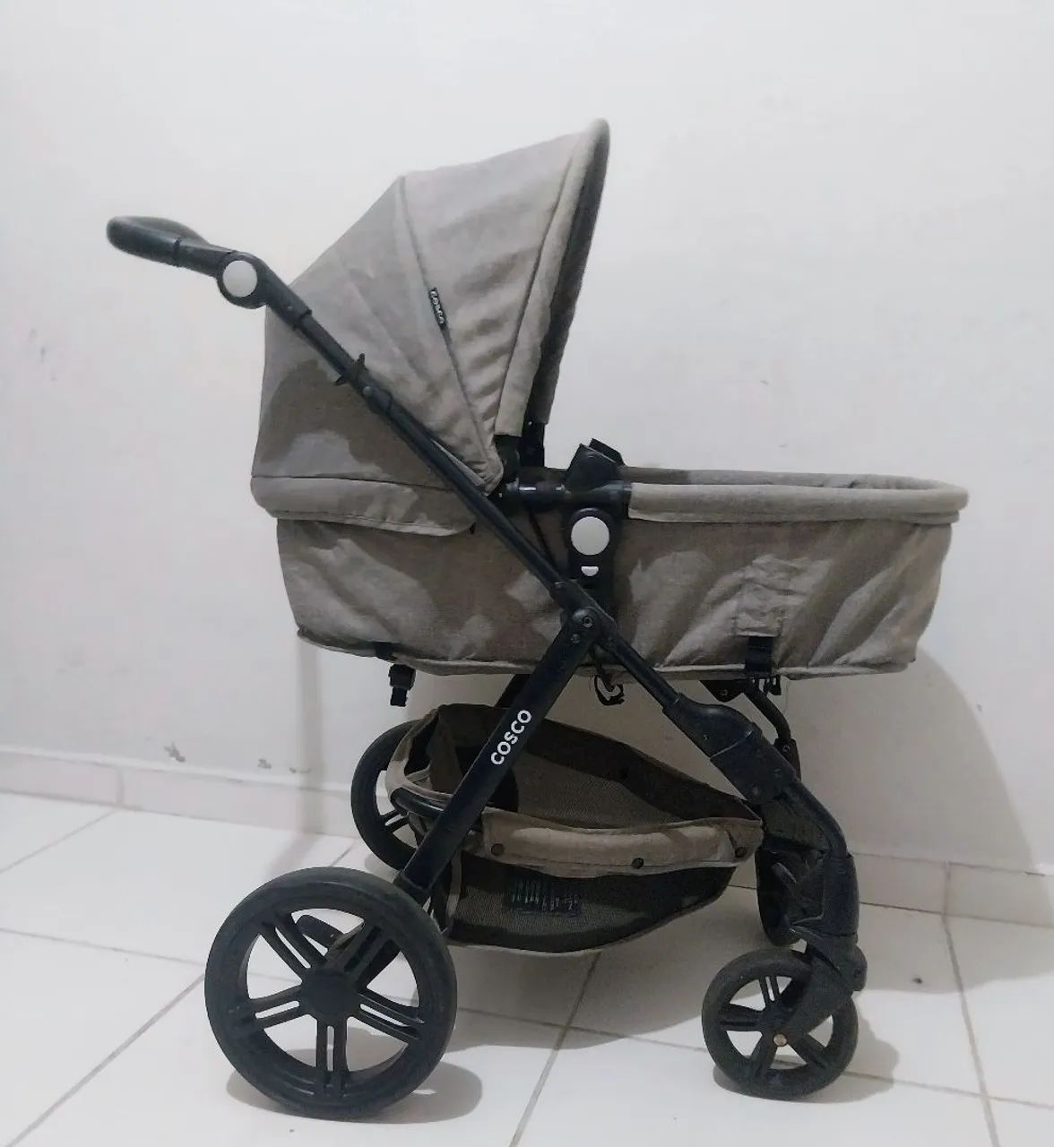 Carrinho de bebe Cosco